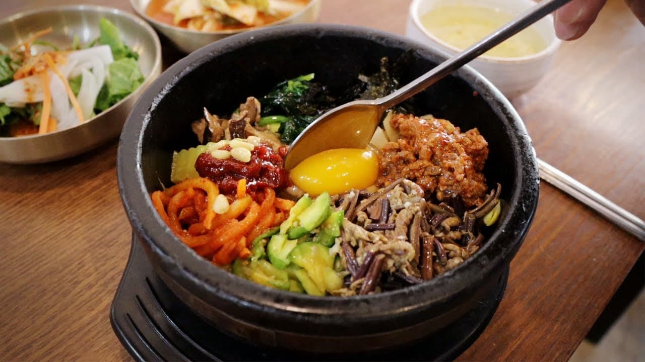 Stone Pot Bibimbap (돌솥 비빔밥) - Korean recipe